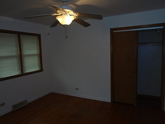 5th image of 813 Cromwell St