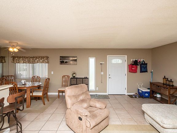 5th image of 1760 Los Lagos Dr #D