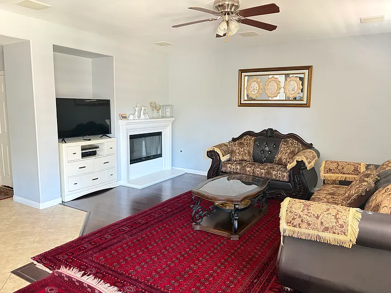 29523 Hyperion St — Photo 11