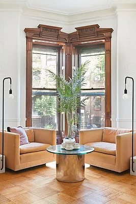 Sold by Compass | media 4