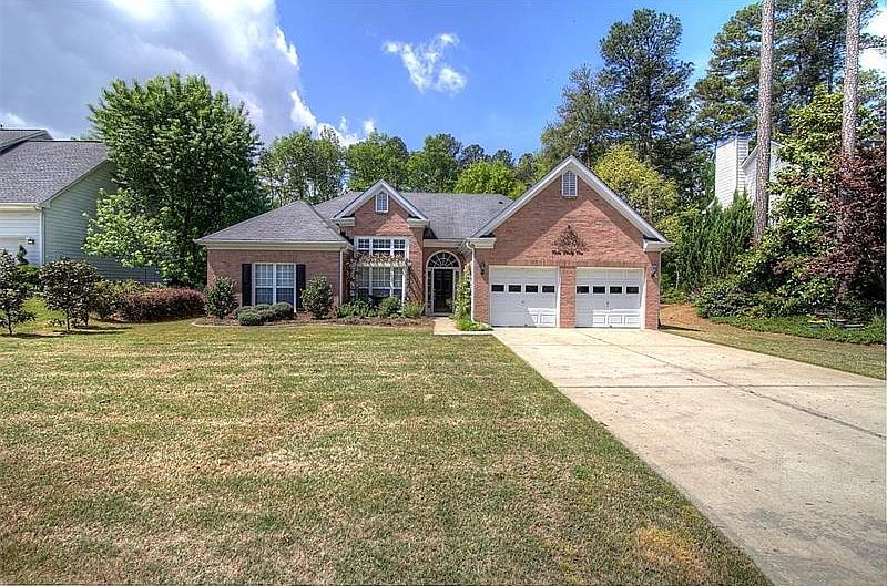 1st image of 941 Adah Ln