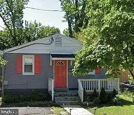 1024 Glacier Ave photo 1