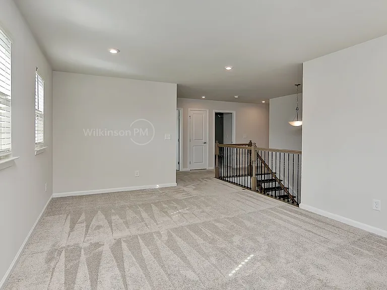 1868 Scarbrough Cir — Photo 27
