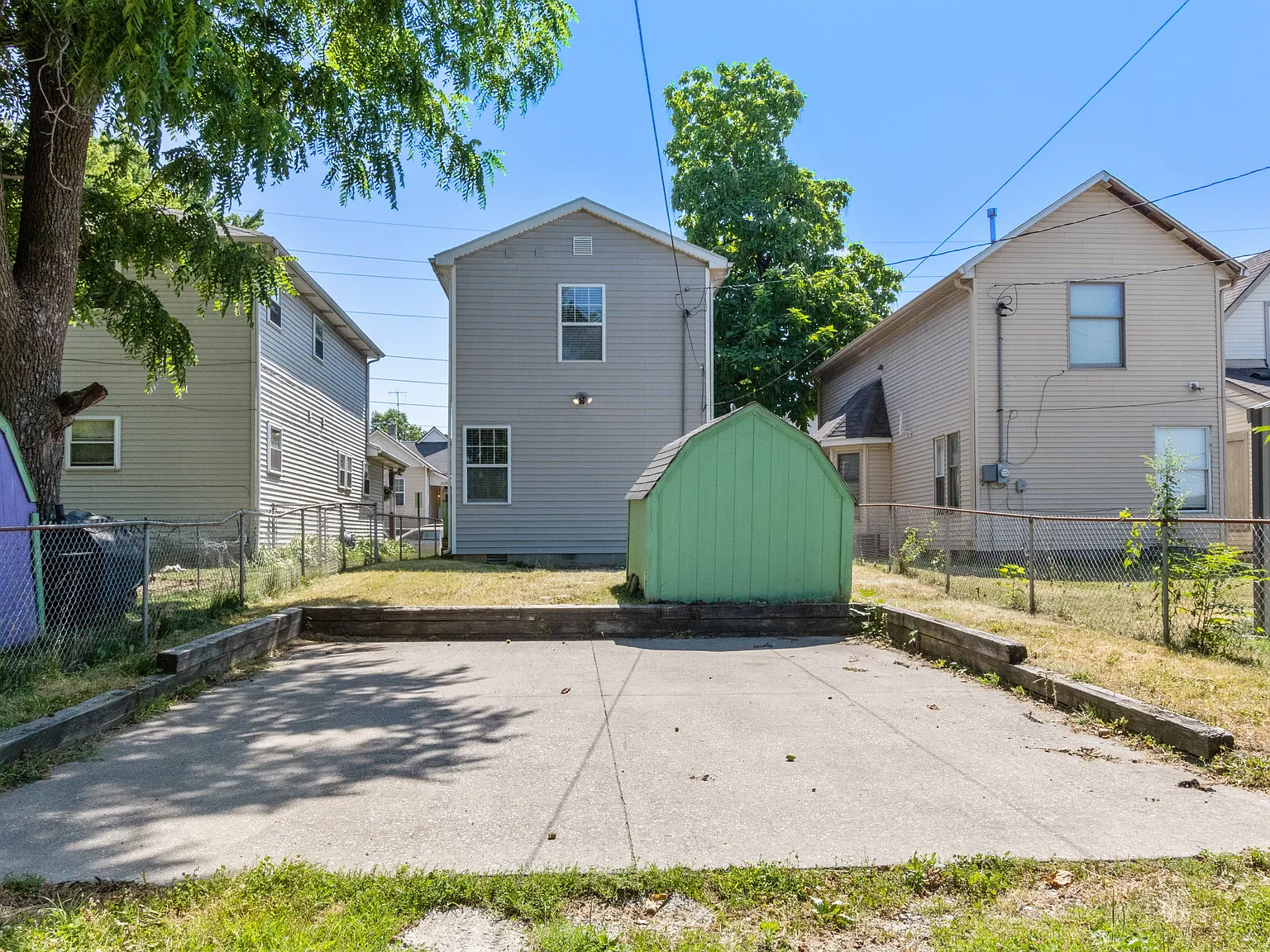 3 bed, 1320 sqft, $1,800 — Photo 3