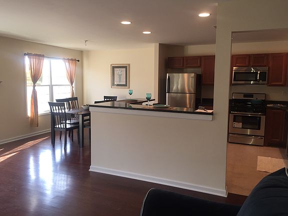 2nd image of 15 Brookview Ln
