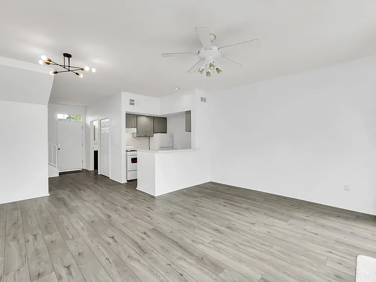 4505 Saint Georges Ct — Photo 5