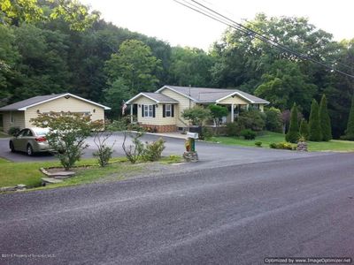 Newton Rd, Clarks Summit, PA, 18411