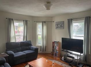 106 College Ave APT 1F, Somerville, MA 02144