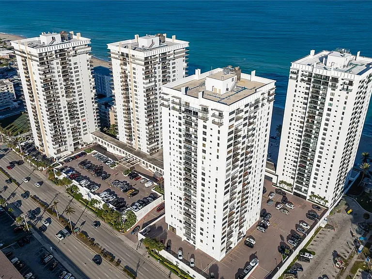 2401 S Ocean Dr #Penthouse A4 — Photo 71