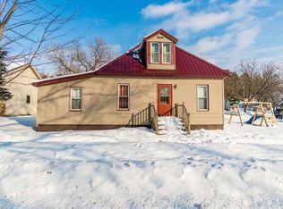 308 Clay St, La Valle, WI 53941