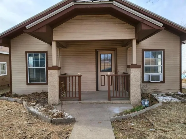 411 Cooke St, Nocona, TX 76255