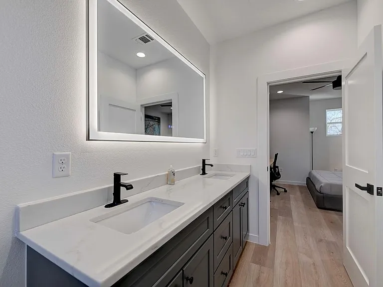 2220 Yellow Jacket Ln #1 — Photo 13