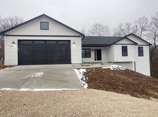 5736 La Trace Ln, High Ridge, MO 63049