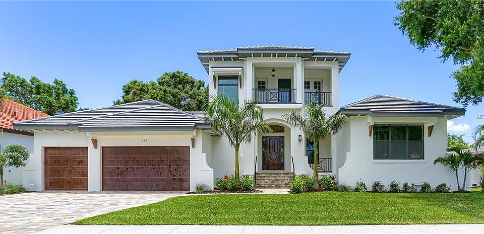 1st image of 460 Capri Way NE