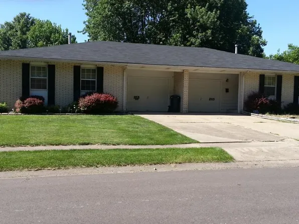 2113 Austin Dr, Springfield, IL 62704