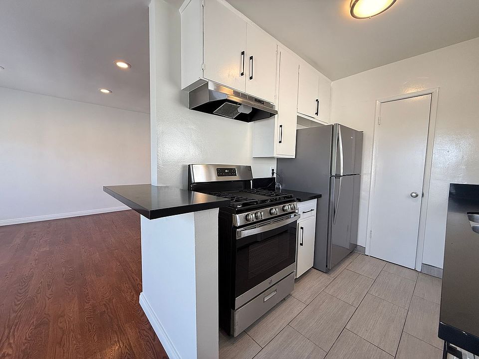 1st image of 1159 N Curson Ave APT 12