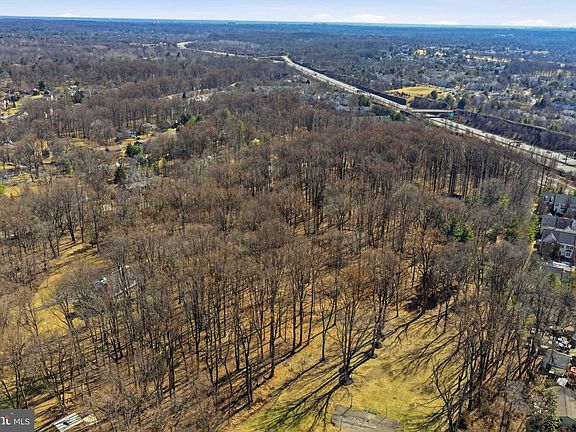 3rd image of 2648 Norbeck Rd