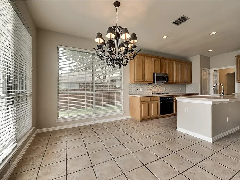 9428 Patagonia Ln — Photo 11
