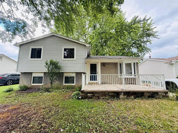 1501 Barchester St, Westland, MI 48186