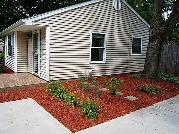 4th image of 1639 E Ann St