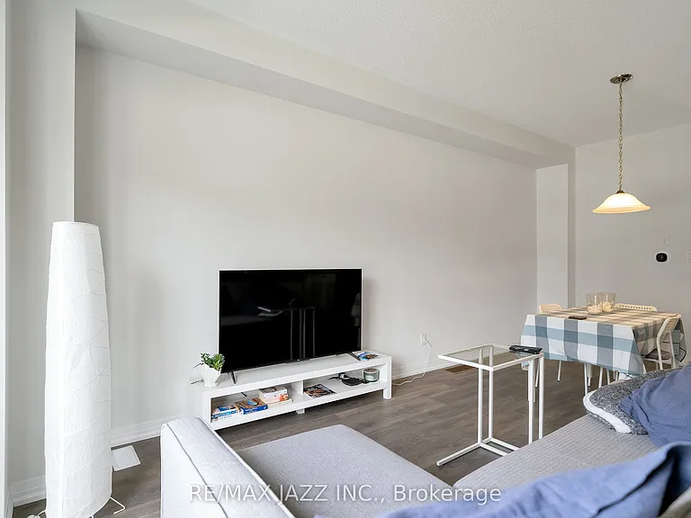 16 Klein Way — Photo 10