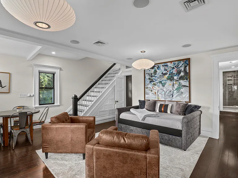 753 Warburton Ave — Photo 4