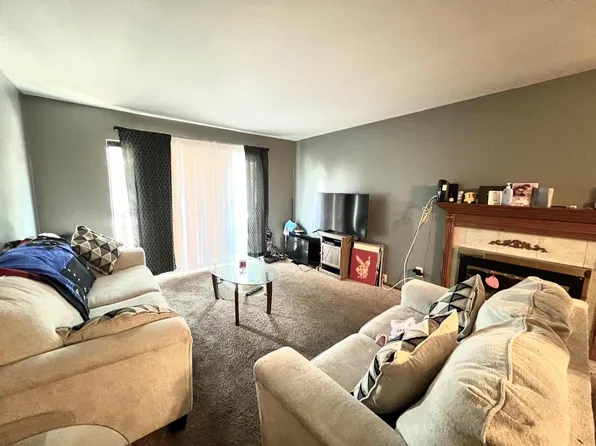 6051 West Port AVENUE #204, Milwaukee, WI 53223
