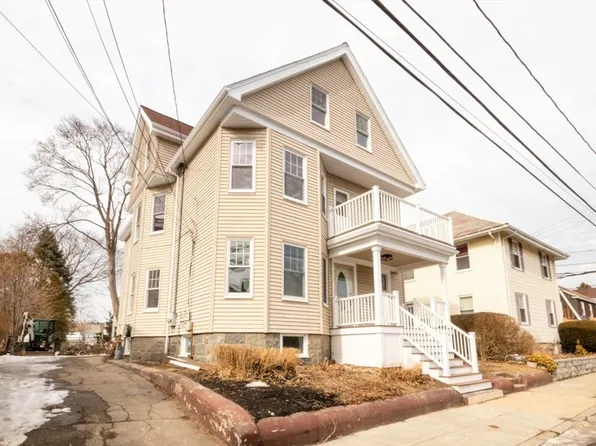 123 Selwyn St Floor 2, Roslindale, MA 02131