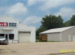 2201 Old Henderson Rd, Owensboro, KY 42301