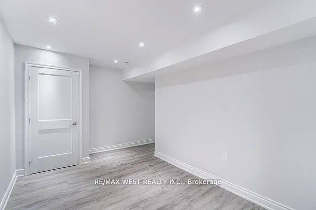 63 Belvidere Ave #BASEMENT — Photo 11
