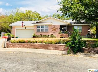 6 Skyline Dr, Lampasas, TX 76550