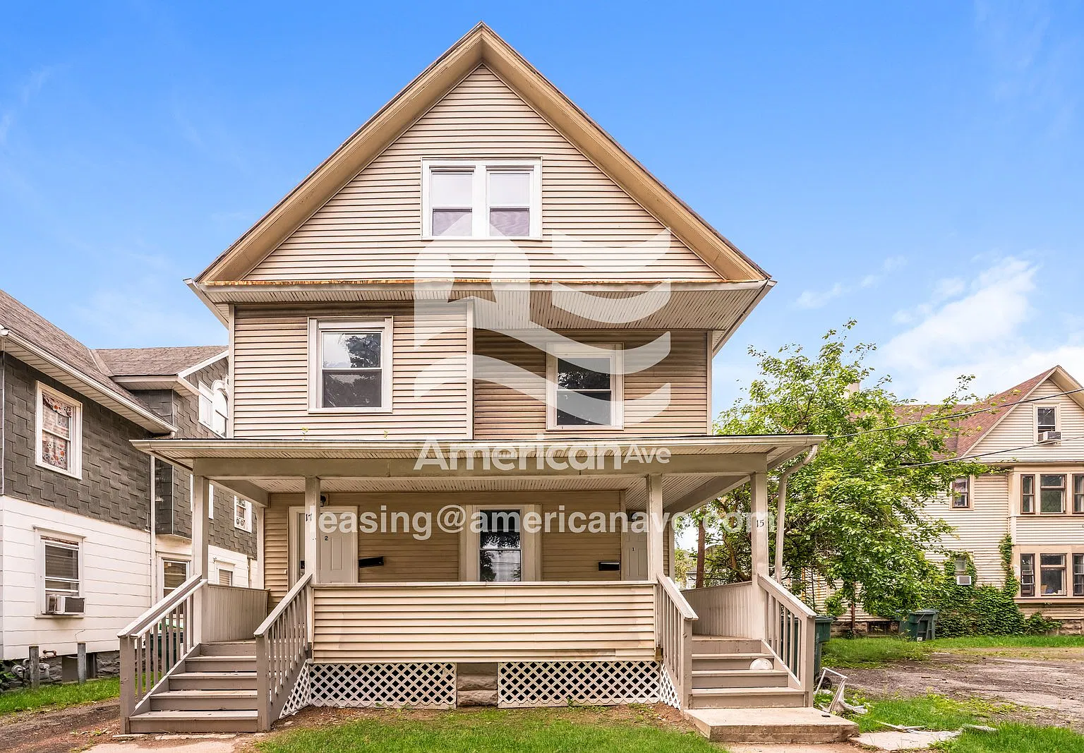 3 bed, 1.0 bath, 1036 sqft, $1,750 — Photo 1