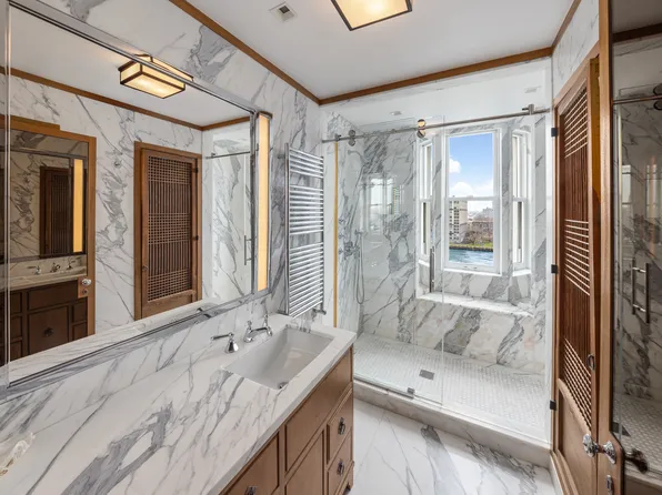 1 East End Avenue image 13 of 16