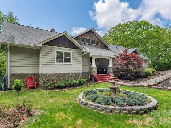 1706 Rock House Cove Rd, Clyde, NC 28721