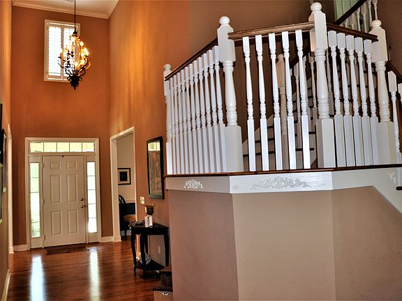 Foyer & Staircase
