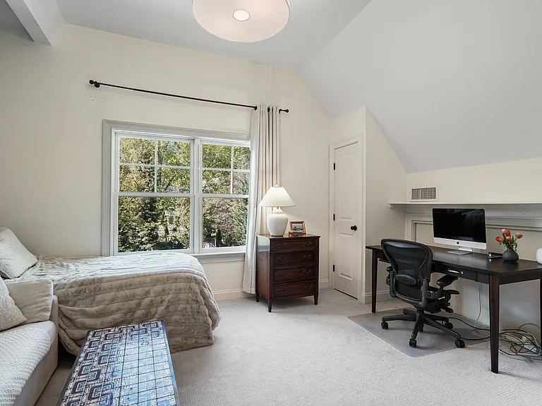 11 Annjim Dr — Photo 22