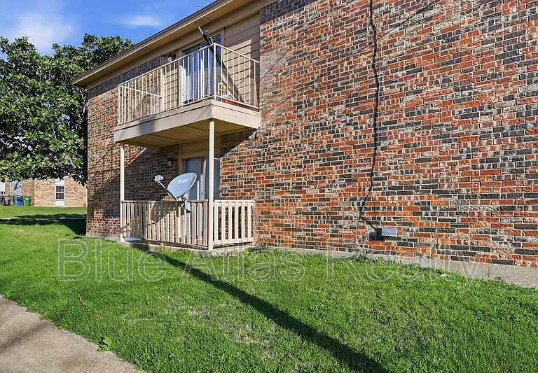 8030 Cambridge Cir #A — Photo 17