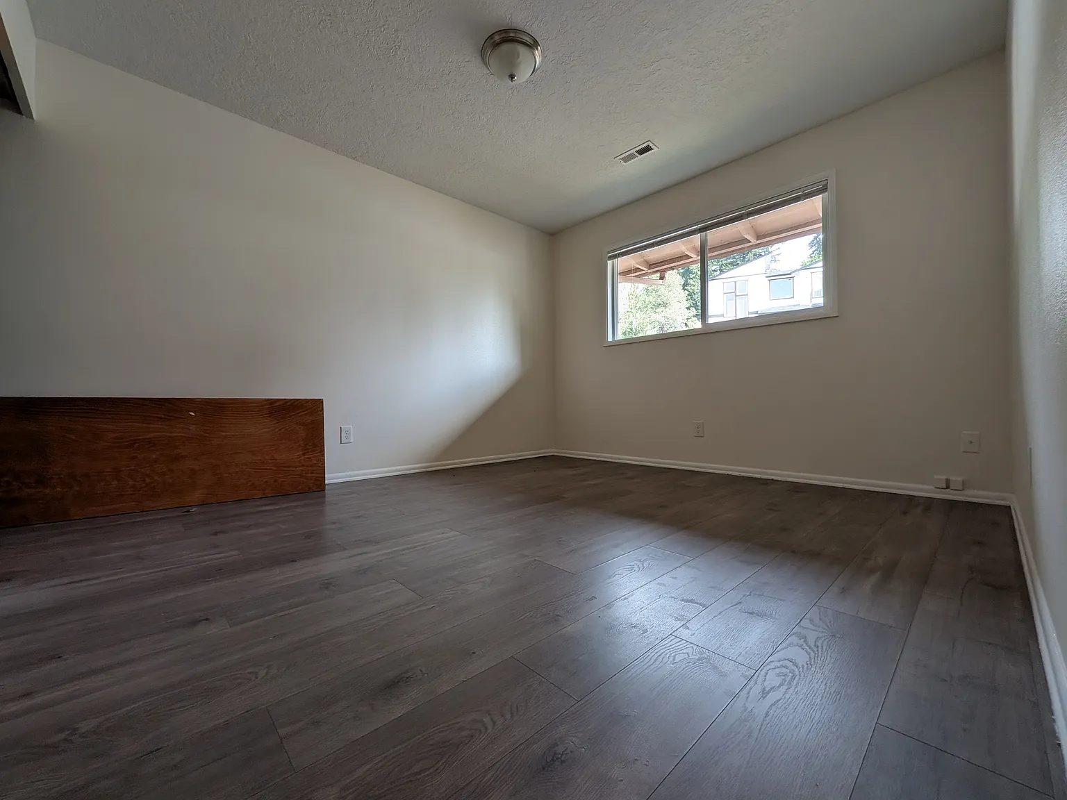 2 bed, 900 sqft, $1,850 — Photo 2