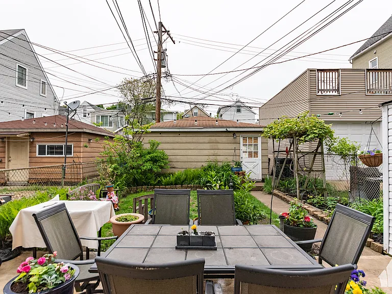 1332 W Barry Ave #GDN — Photo 15