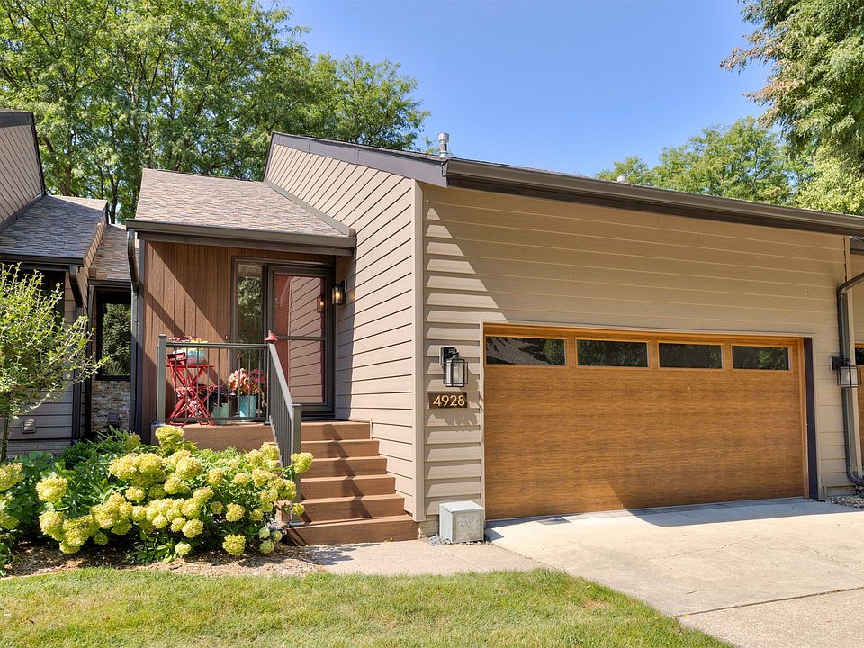 1st image of 4928 Cedar Dr #43