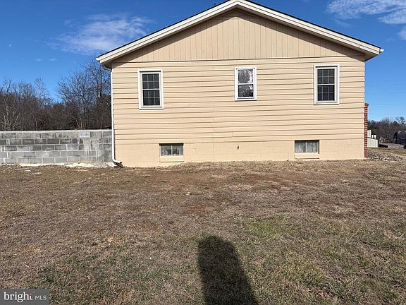 3rd image of 2621 Franklin Pike