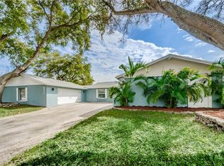6902 Aberfeldy Ave N, Saint Petersburg, FL 33709