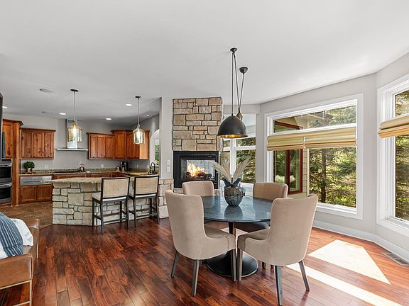 4th image of 18674 Ponderosa Ct