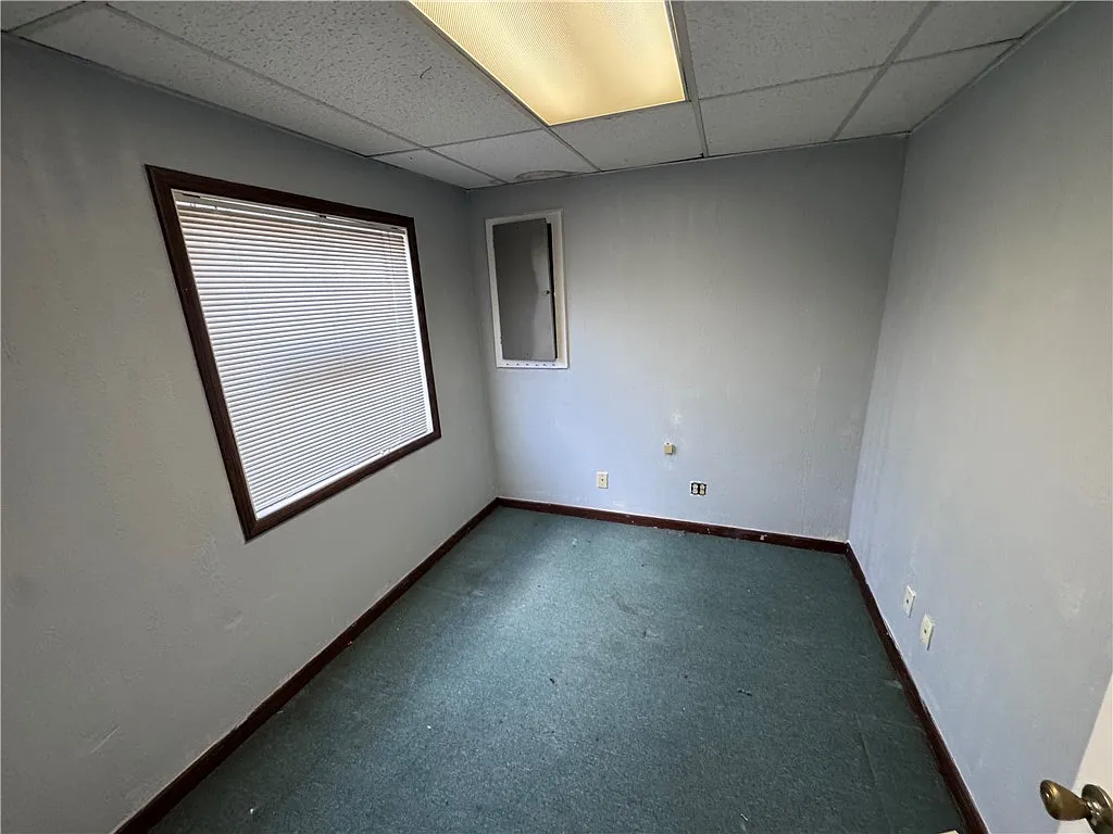 3 bed, 800 sqft, $1,000 — Photo 4