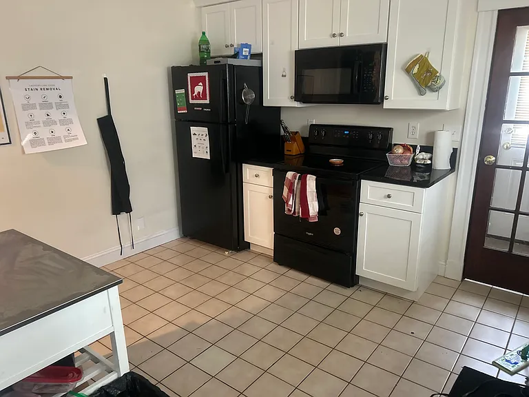52 Brooks St #52 — Photo 4