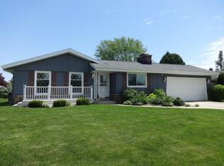7968 S 58th St, Franklin, WI 53132