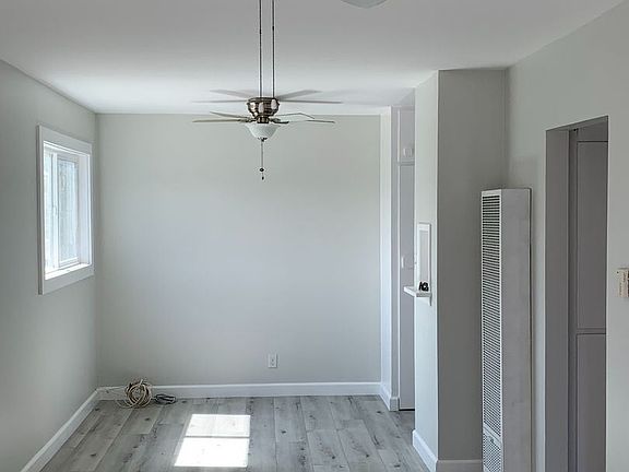 4th image of 2242 Pierpont Blvd