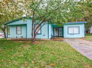 620 Jonathan Ln, Arlington, TX 76010