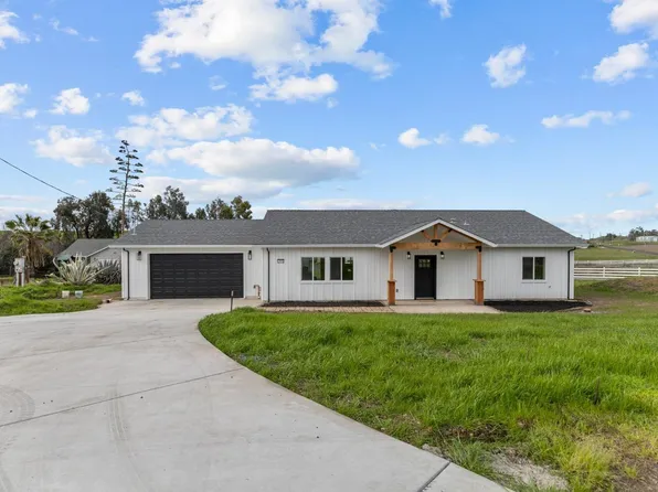 2660 Village Dr, Ione, CA 95640