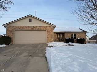 429 Cardinal Dr, Whiteland, IN